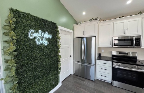 Northside House | Quiet 1BR- 5 mins away from Aquarium