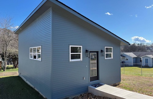 Northside House | Quiet 1BR- 5 mins away from Aquarium