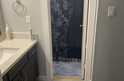 Clodine Condo | Quiet 1BR Condo Near Downtown
