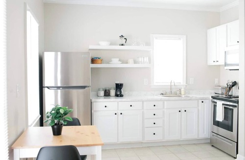 Montgomery Apartment | Quiet 1BR Escape | Cozy Retreat