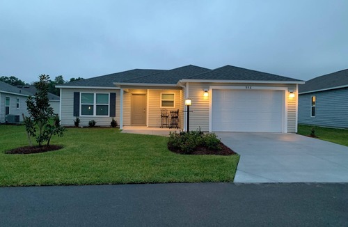 Okahumpka Cottage | Quiet 2 BD/2BA cottage