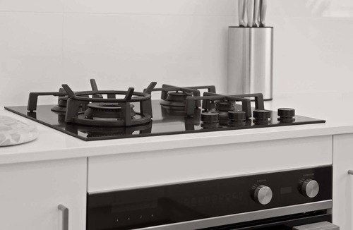 Glenelg South House | Quiet 2-Bed Retreat with Private Courtyard