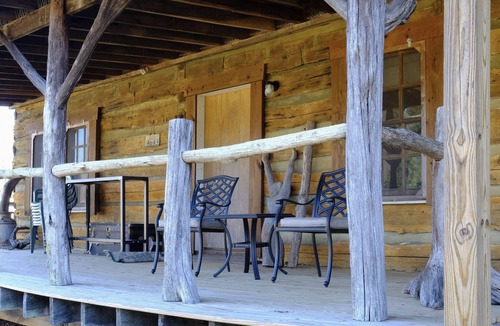 Arrington Cabin | Quiet 200 year old cabin with modern amenities.
