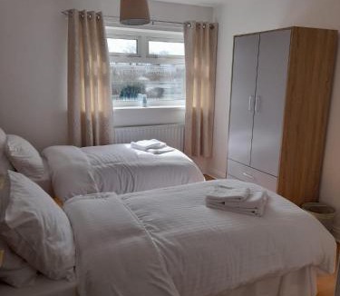 Newton Aycliffe House | Quiet 3 bed close to the A1