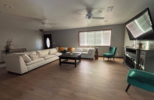 Downtown House | Quiet 3-bedroom house in Lincoln with pool