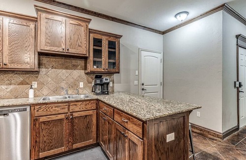 Central Oklahoma City House | Quiet 4 Bed Home With HOA Park