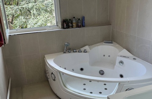 Bretigny-sur-Orge Apartment | Quiet 4-bedroom apartment