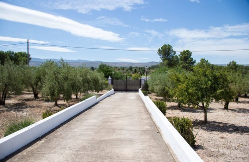 Agullent Villa | Quiet, 4 bedroom private villa, air-con and large pool in Ontinyent, Valencia.