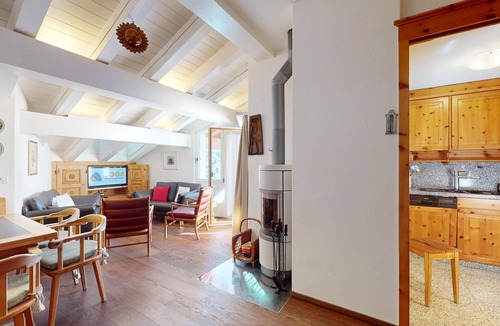 Sils-Maria Apartment | Quiet 4-roomed apartment in the attic.