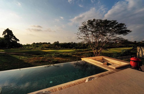 Pecatu Villa | Quiet and Modern 4BR Oceanview villa w/Full Staff
