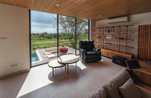 Pecatu Villa | Quiet and Modern 4BR Oceanview villa w/Full Staff
