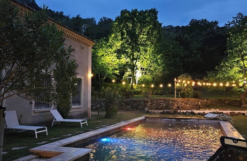 Saint-Victor-des-Oules House | Quiet, air-conditioned, not overlooked, HEATED SWIMMING POOL, 10min Uzès for 12 people.