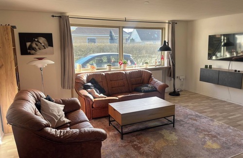 Herning Bed & Breakfast | Quiet and budget-friendly room in Herning – with access to kitchen and garden