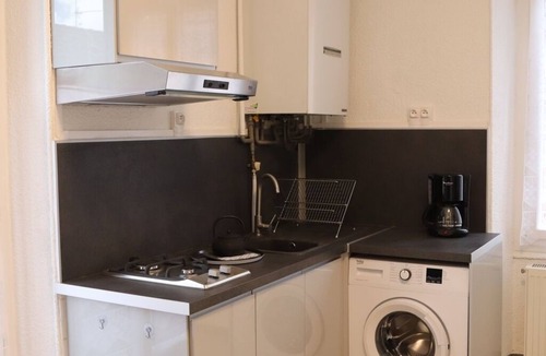 Aix-les-Bains City Center Apartment | Quiet and close to the city center a 2 room apartment of 34 m2 classified 2 *