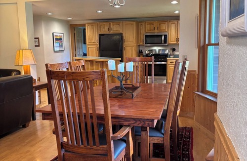 Columbia Falls House | Quiet and Comfortable, 20 mins to GNP/pet friendly