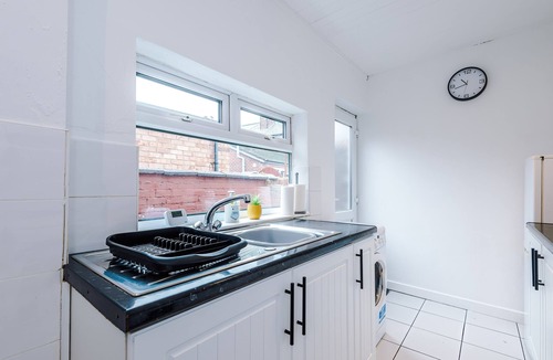 Latchford House | Quiet and Comfortable Home