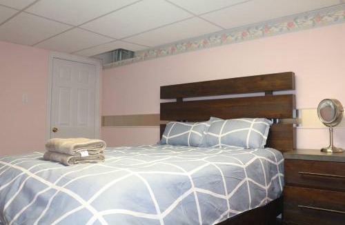 Oakville House | Quiet and Comfortable Homestay