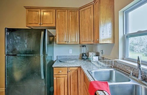 Theriot Apartment | Quiet And Comfortable Three Bedroom Apartment near Falgout Canal Marina, Theriot