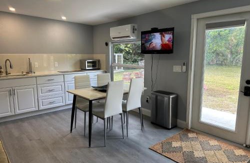 Naples Apartment | Quiet and comfortable