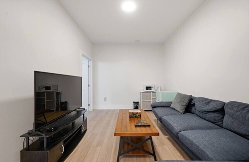 Bedford House | Quiet and Convenient Retreat
