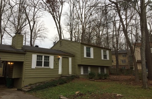 Stone Mountain House | Quiet and Convenient