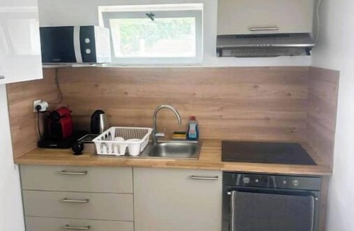 Vauhallan Apartment | Quiet and cosy 25m² apartment