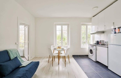 Centre Apartment | Quiet and cosy 2BR in Nanterre - Near La Defense