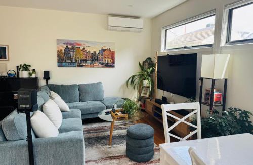 Braybrook House | Quiet and Cozy corner