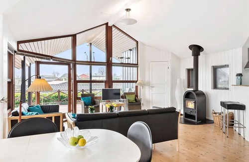 Hejlsminde Strand House | Quiet and idyllic location with a panoramic view of the sea