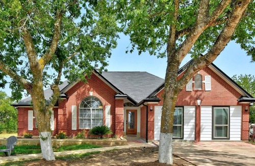 Kyle House | Quiet and peaceful home on 3+ acres.