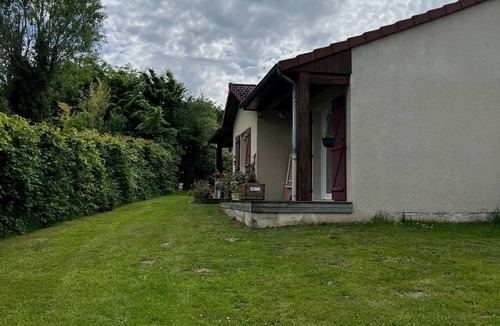 Montcel House | Quiet and surrounded by nature 10 mm from the A75 freeway