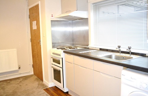 Girton Apartment | Quiet annex with parking, Cambridge