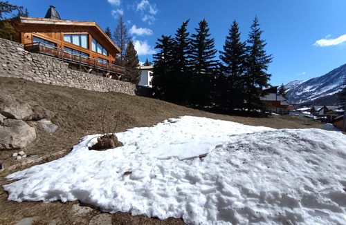 Montgenevre Apartment | Quiet Apartment 4 Pers with Terrace and Pets Allowed