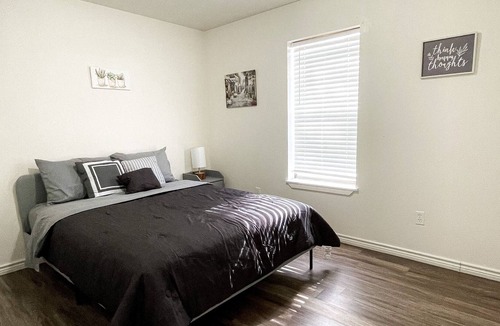 Portales Apartment | Quiet Apartment Close to ENMU
