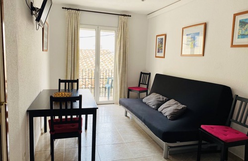 Canet de Mar Apartment | QUIET APARTMENT IDEAL COUPLES