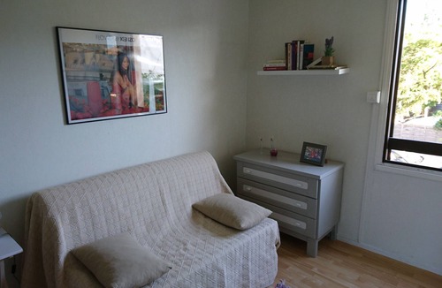 Maraussan Apartment | QUIET APARTMENT IN RESIDENTIAL AREA