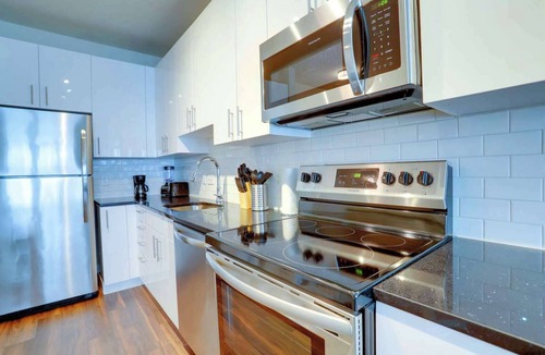 Groveton Apartment | Quiet Apartment with Amazing Amenities @Alexandria