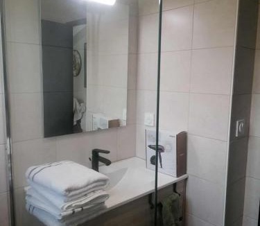 Odos Apartment | Quiet apartment with terrace, garden