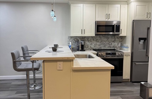 Concord Condo | Quiet area in the Four Corners