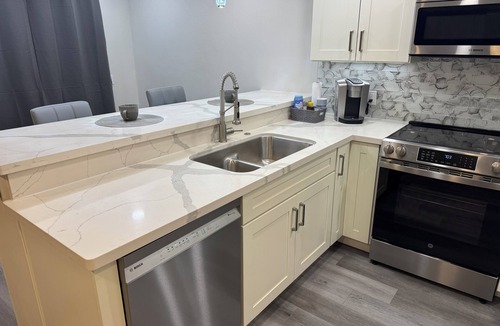Concord Condo | Quiet area in the Four Corners
