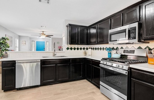 Austin House | Quiet Austin Stay Near Tech