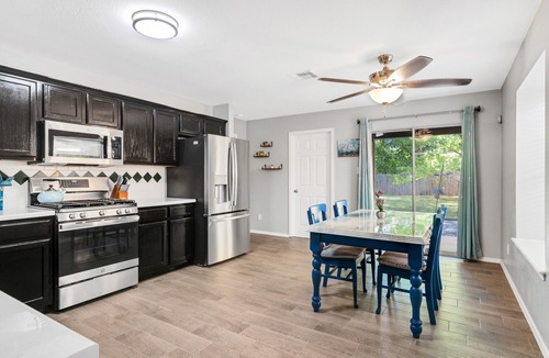 Austin House | Quiet Austin Stay Near Tech
