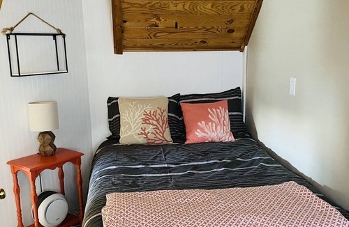 Dodds Addition Condo | Quiet Beach Retreat
