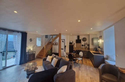 Beaucens Apartment | Quiet beaucens apartment ideal for leisure activities pleasant balcony + terrace
