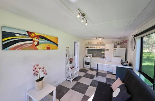 Pearcedale Cabin | Quiet Cabin in the Forest