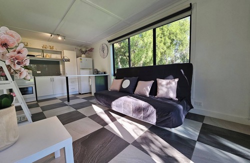 Pearcedale Cabin | Quiet Cabin in the Forest