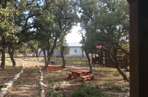Kerrville Cabin | Quiet Cabin in the Country, 15 minutes from Fredericksburg, Pet Friendly
