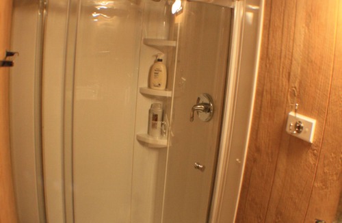 New Braunfels Bed & Breakfast | Quiet Cabin Retreat