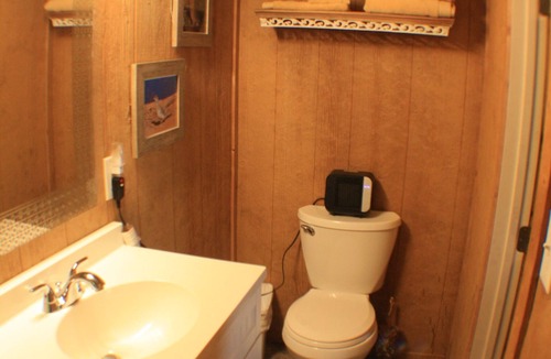 New Braunfels Bed & Breakfast | Quiet Cabin Retreat