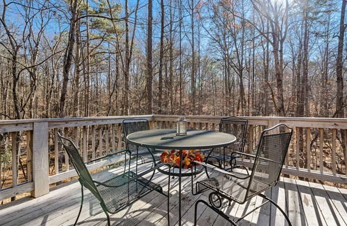 Eagle Mountain Cabin | Quiet cabin with fireplace, firepit, large deck, AC, & W/D- snowbirds OK